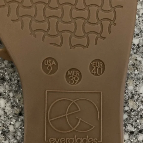 NWOT Box Everglades Sandals - Picture 4 of 4